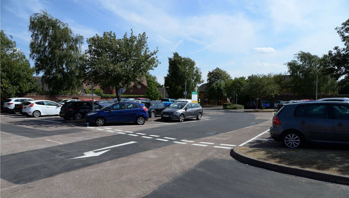 It's currently free to park in council-run public car parks in both #Oakham and #Uppingham. Our Parking Officers are still out and about in both towns, to check that everyone's parking safely. They'll be social distancing but you can still say hello 👋  bit.ly/2CNJelk