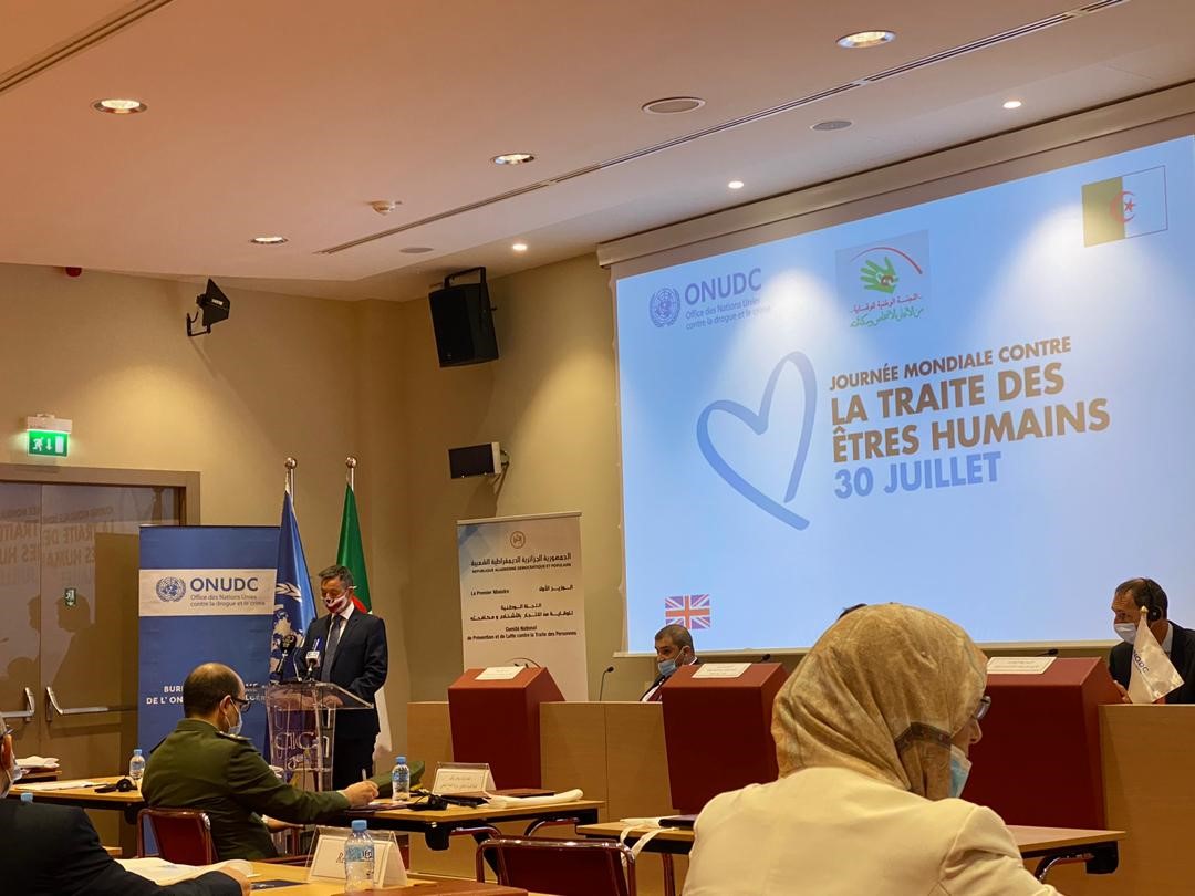 UNALGERIA's tweet photo. #worldTIPday : Le comité national 🇩🇿contre la #traite : #humantrafficking est un #crime odieux 🦹🦹‍♂️et l'#Algerie demeure engagée à #lutter contre les trafiquants et #soutenir les #victimes 💙 
#ensemble contre la #traite des pers.
@UNODC_ROMENA @CristinaAlbert4 @SamiaChouchane https://t.co/pSftFAnfKk