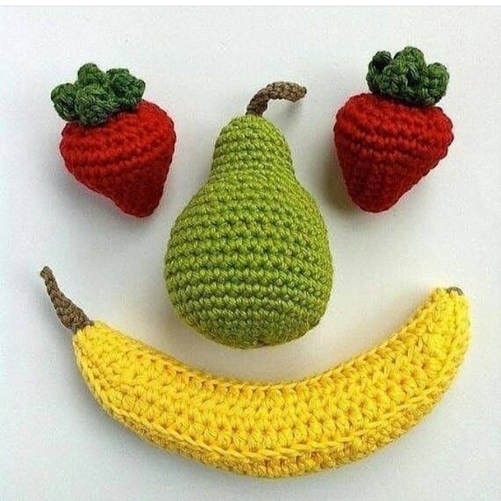 SobiaEhsan4's tweet photo. Crochet Fruits Design..If u love it Plz LIKE👍👍 https://t.co/9ZxUxCE2mP