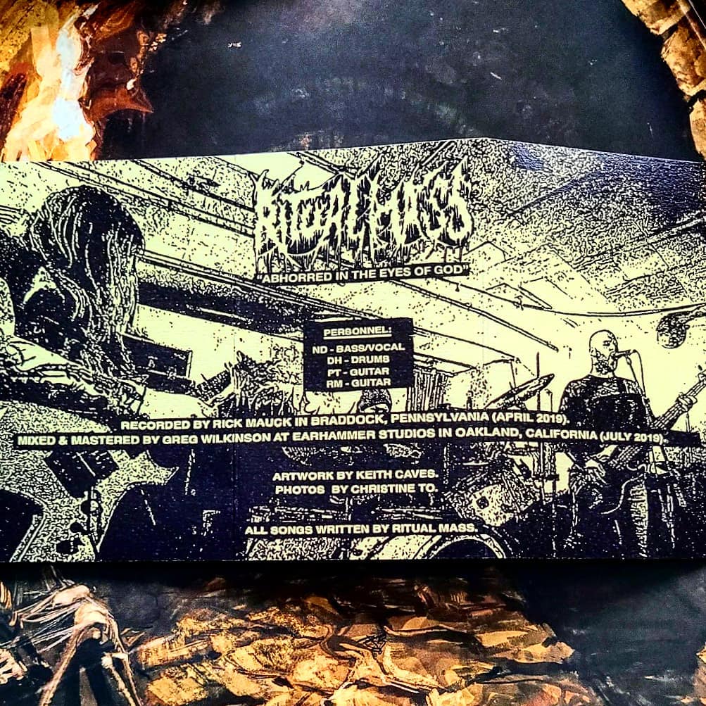 LifeAftrDeth616's tweet photo. #ritualmass https://t.co/u2iypV8zrD