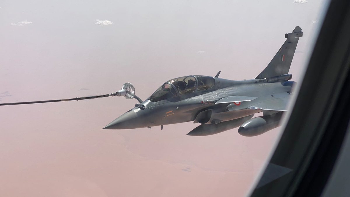 Indian Air Force appreciates the support provided by French Air Force for our Rafale journey back home. @Armee_de_lair @Indian_Embassy @Dassault_OnAir #Rafale #IndianAirForce