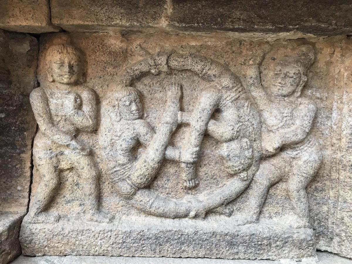 sujithdhev's tweet photo. @Sanskritii_1 @punarutthana @RadharamnDas @missionkaali @TVMohandasPai @mariawirth1 @TempleSave The images are actually from Airateswara temple, Kumbakonam, TN. A world heritage site. https://t.co/nrnnYWiTVs