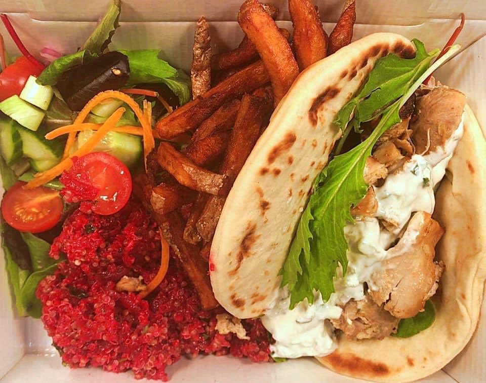 YPDacademy's tweet photo. A big thank you to PHEAST for sponsoring our videos this year ... if you haven’t already go and give this a try - amazing food!
“A healthy way to takeaway”
Keep your eyes peeled for our first video 👀⏳
https://t.co/9jwClVigAh
#YPD #Pheast #food #everymomentcounts https://t.co/SP13bFqEGr