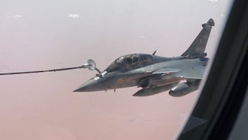 ANI's tweet photo. Rafale fighter jets being refuelled mid-air on their way to Ambala from France. 

Appreciate the support provided by French Air Force for our Rafale journey back home, says Indian Air Force https://t.co/CrqXPdgJwP