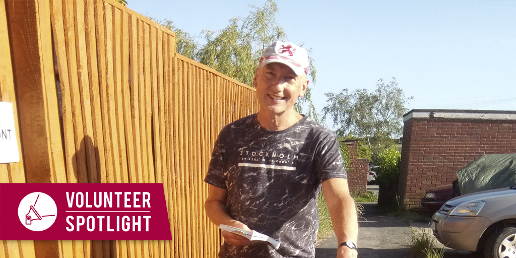 RoyalVolService's tweet image. Peter usually volunteers with #Norfolk #HomeLibraryService but since libraries have closed, he is now providing calls to his clients &amp;amp; helps to arrange grocery deliveries!

“Older people are so interesting &amp;amp; volunteering makes me feel better.&quot; Thank you Peter! #VolunteerSpotlight