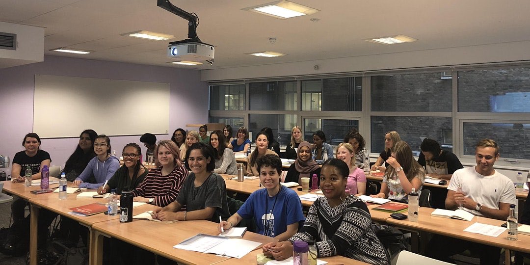 New courses are heading your way. 

17/10/20 offers a 1 day Intro to Marketing Course exploring how publishers market books creatively and effectively to readers + teaching you the core skills to grab that role + #WorkInPublishing

<a href="/UCLDIS/">UCL Department of Information Studies</a> <a href="/samartha/">life</a> 

bit.ly/2Cnf73l