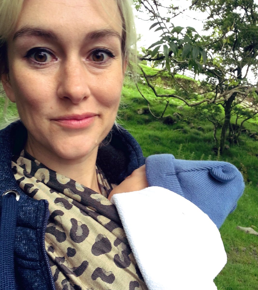 DrSarahHogg's tweet photo. Really excited to get accepted onto @CloreSocial’s #LeadingBeyondLockdown programme - Can’t wait to get collab-ing with the other participants and learn how to bring therapeutic tools like #tctsy to even more women and girls dealing with #complextrauma after surviving abuse. https://t.co/ql6t2SIn0U
