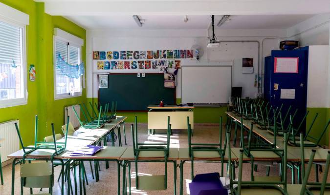 COPE_Catalunya's tweet photo. El Conseller d Educació de la Genralitat creu que el curs escolar començarà en la data prevista,el 14 de setembre. Què pensen els pares? Estem preparats? .Belén Tascón Presidente de FAPAC . @FaPaCcat #colegio #vuelta #preparados #@14septiembre  niños #padres #asociacion #fapac https://t.co/3MKav2rnoN