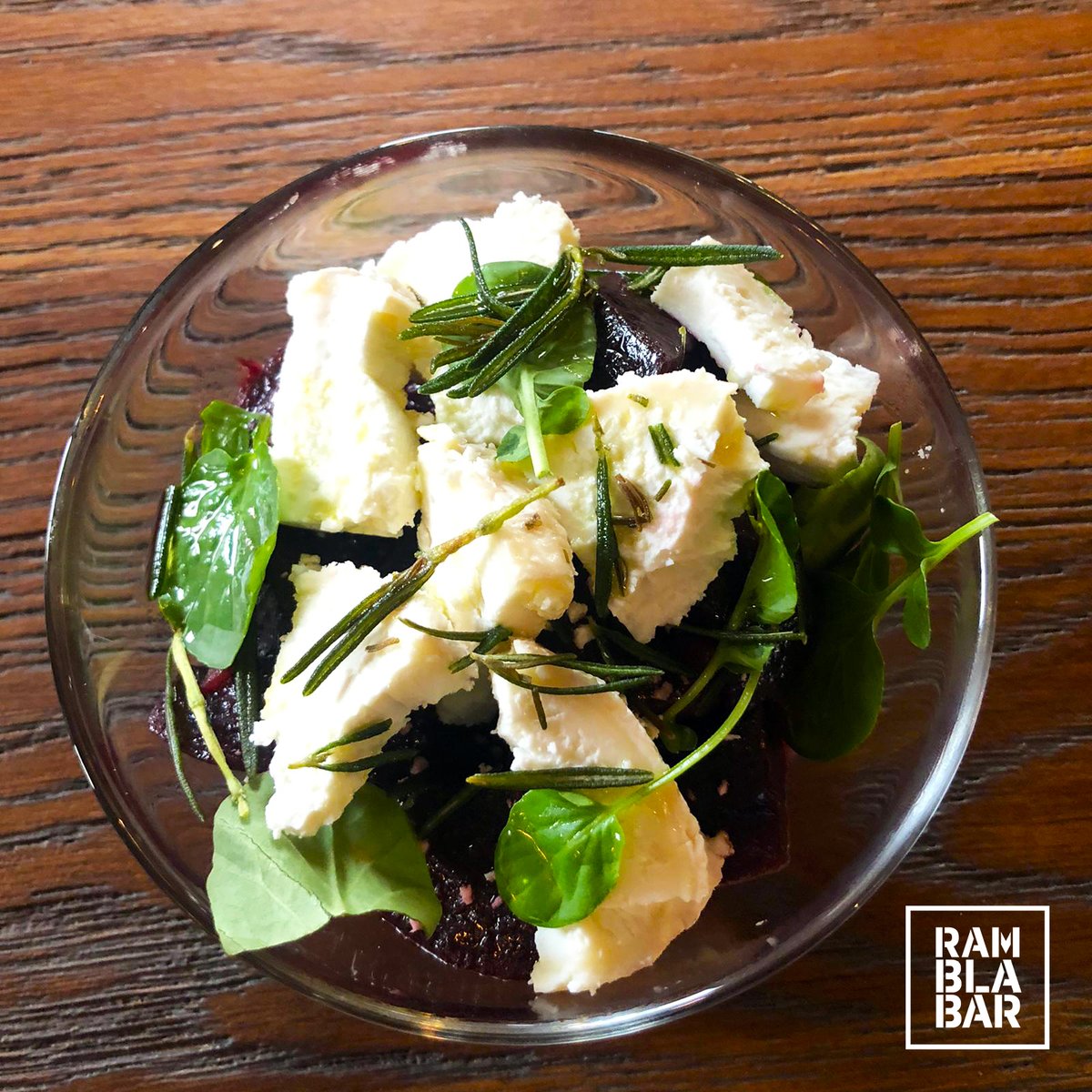 TASTmallorca's tweet photo. ¡Cuán importante es la buena compañía! En la vida, en el plato...el equilibrio exacto para una experiencia placentera. ¿Has probado alguna de las ensaladas de #RAMblaBAR? #SienteTast

▪️Nuevo horario: Martes a Sábado, de 13h a 01h
▪️Reservas 👉 https://t.co/6aVSJoOLAt https://t.co/hgciPVZ0ID