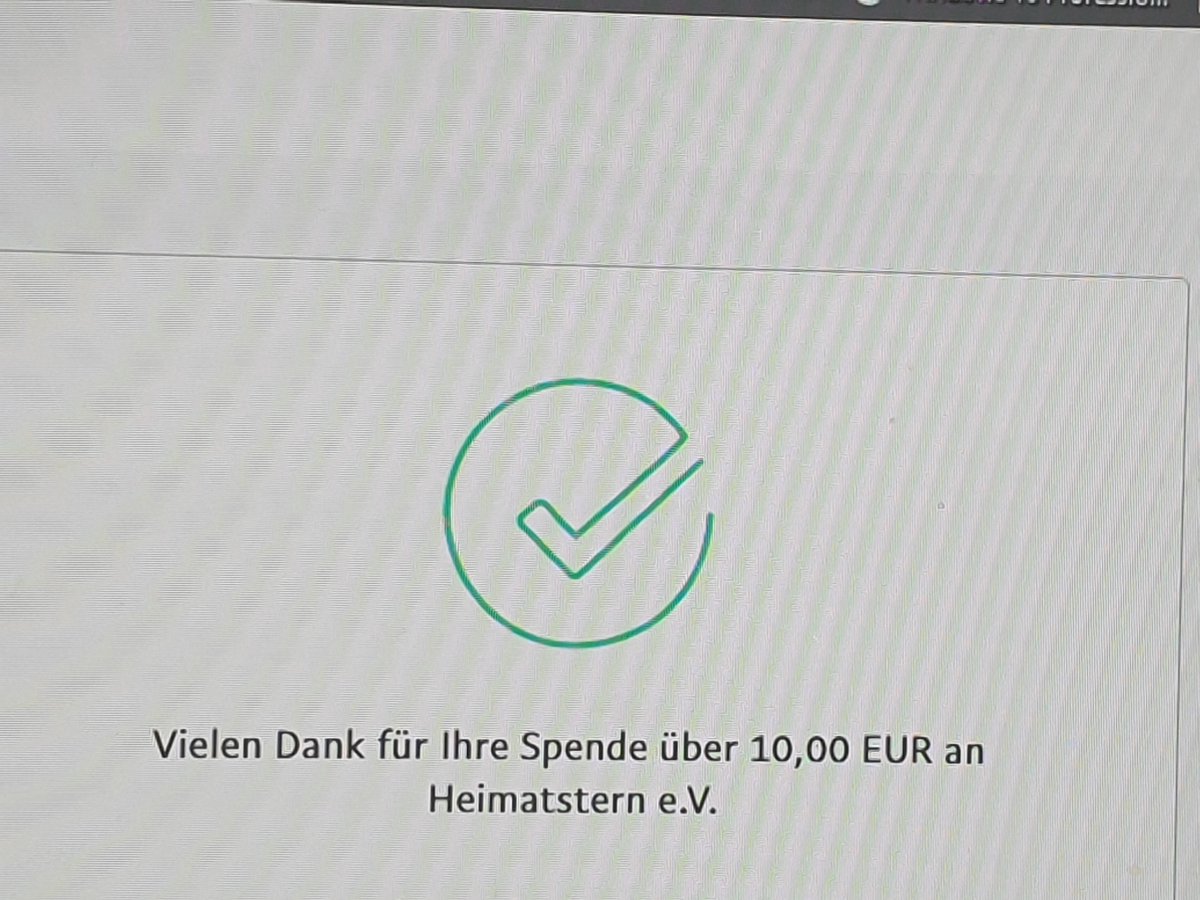 MrVarulf's tweet photo. Ich hatte da heute was in der Post und naja. Versprochen ist versprochen. #kleineKunstklasse #twEM #twEMfans
!B https://t.co/e4nwoPzM4G