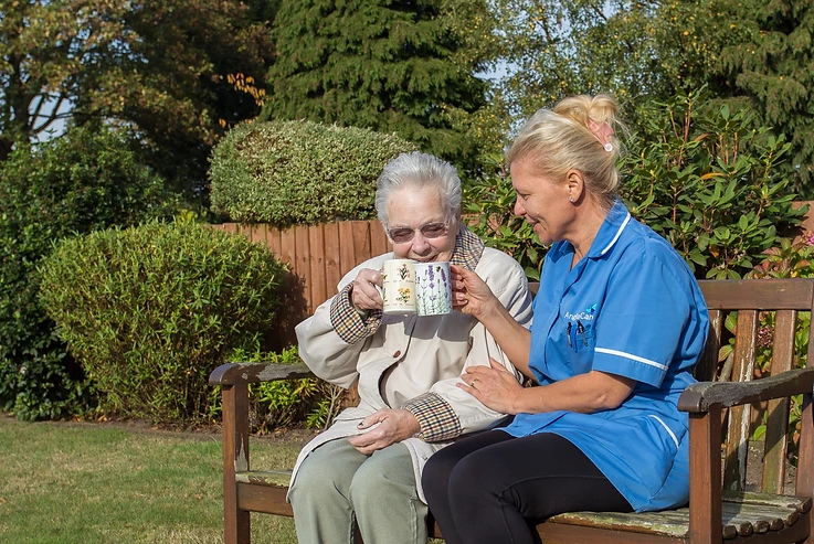 We've got another nice warm week predicted! 🌞

Remember, if you are caring for someone and plan to go outside, ensure you're both well hydrated and wear sun protection if possible! 

Where are you planning on spending time in the sun this week? ⛅