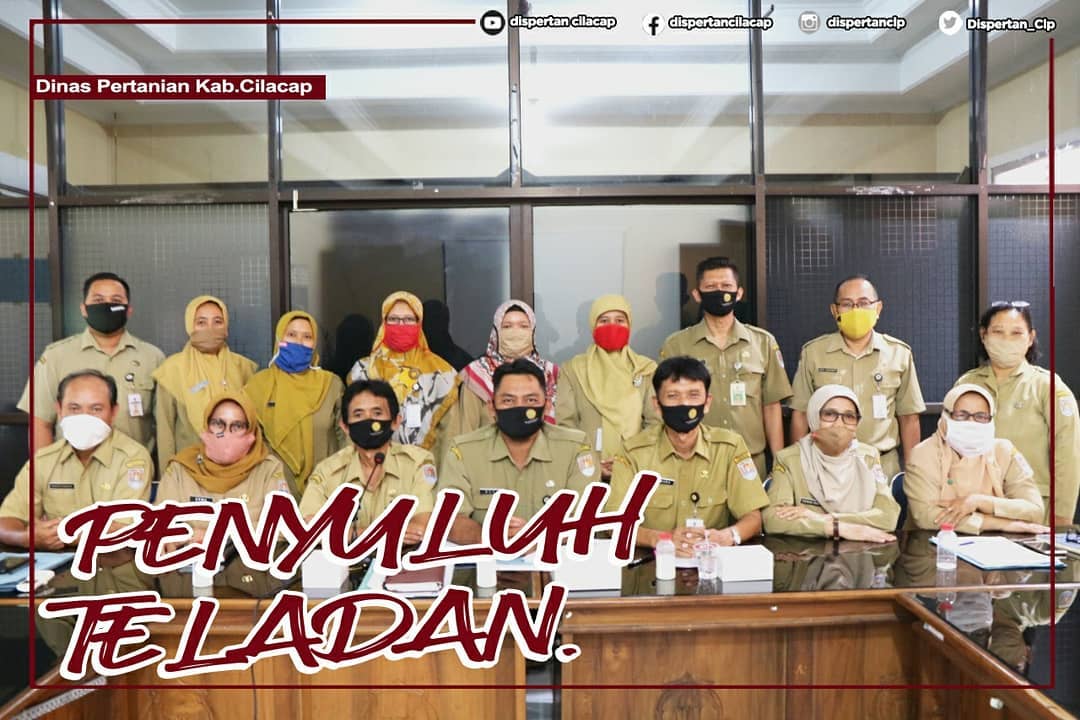 Dispertan_Clp's tweet photo. Senin (27-07-2020), Bertempat di Aula Dinas Pertanian Kab.Cilacap Telah di laksanakan seleksi Penyuluh Teladan Tingkat Kabupaten. Yang di ikuti oleh beberapa perwakilan dari masing-masing BPP Kecamatan Kab.Cilacap. https://t.co/OyVlcgDFuQ