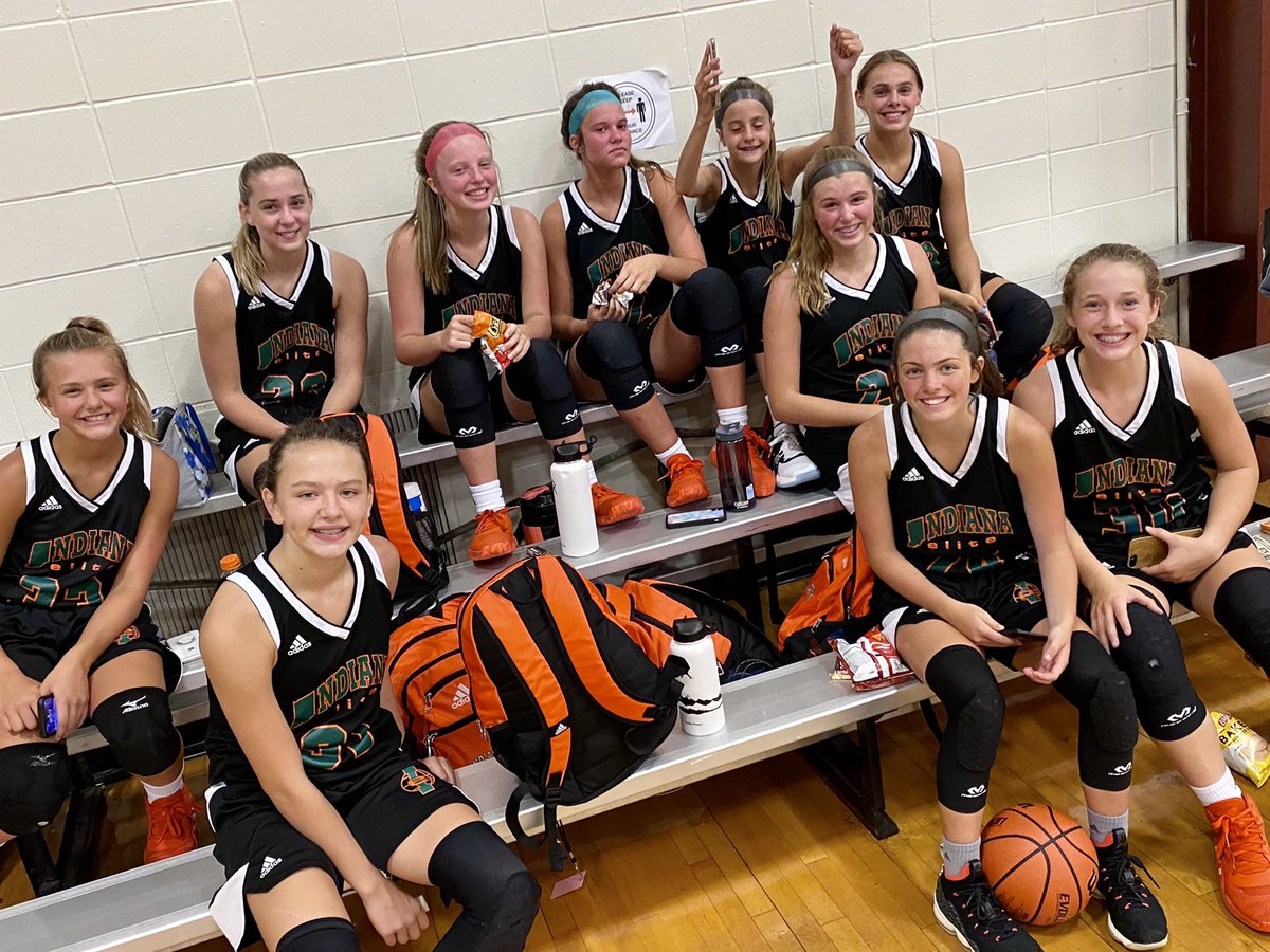CoachTJPerry's tweet photo. Great evening of basketball. Brought the fight to the boys tonight in the IYBL Summer league!  Some lockdown defense and hustle gets 2 wins.  Girls gaining confidence in each other and playing with a lot of purpose and energy!  🏀💯  #growthmindset #growyourgrit @IndianaEliteWBB https://t.co/MU2PcPZDeb
