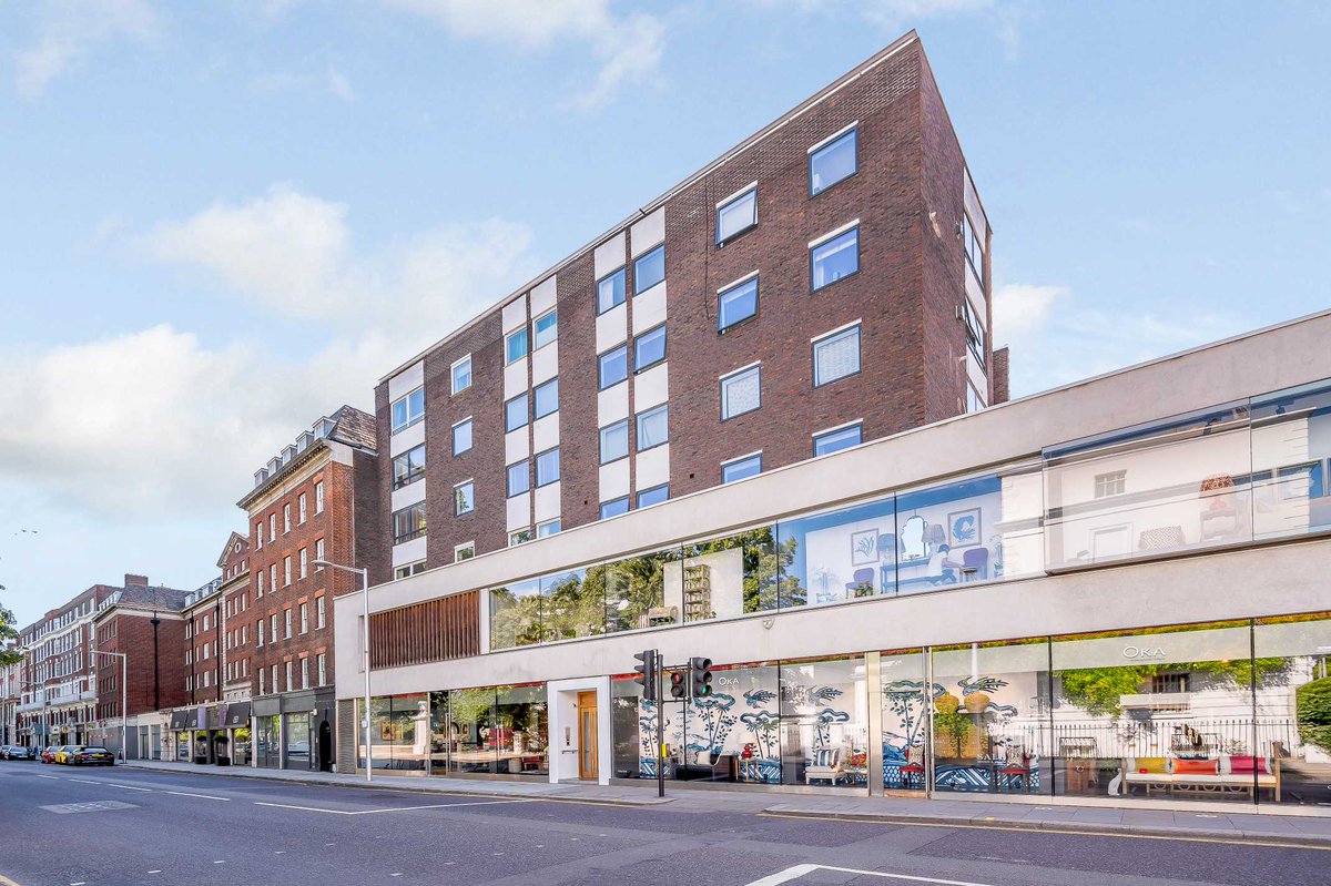 StruttsChelsea's tweet image. NEW INSTRUCTION - Fulham Road SW3
2 bed, 1 bath, lift, great location! Click here to find out more:
tinyurl.com/y5ww2uhq
#ChelseaSW3 #property