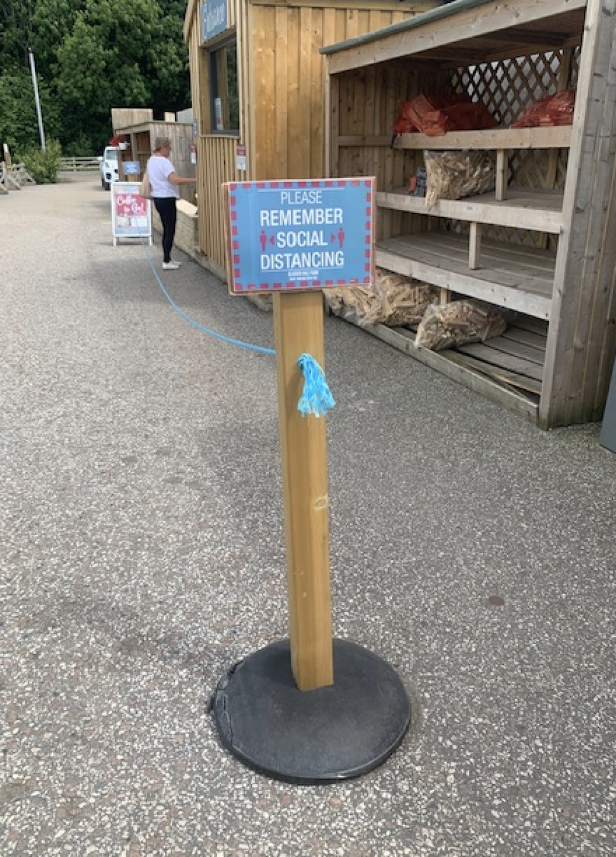 SelectequipLtd's tweet photo. COVID-19 Signs that we have designed, manufactured and installed for Blacker Hall Farm - to help create a one-way system and allow customers and staff to practice social distancing.
#COVID19Signs #Dispensers #SocialDistancing #Signage #Signs #Manufacturing #SignageManufacturing https://t.co/qZubbd50r0