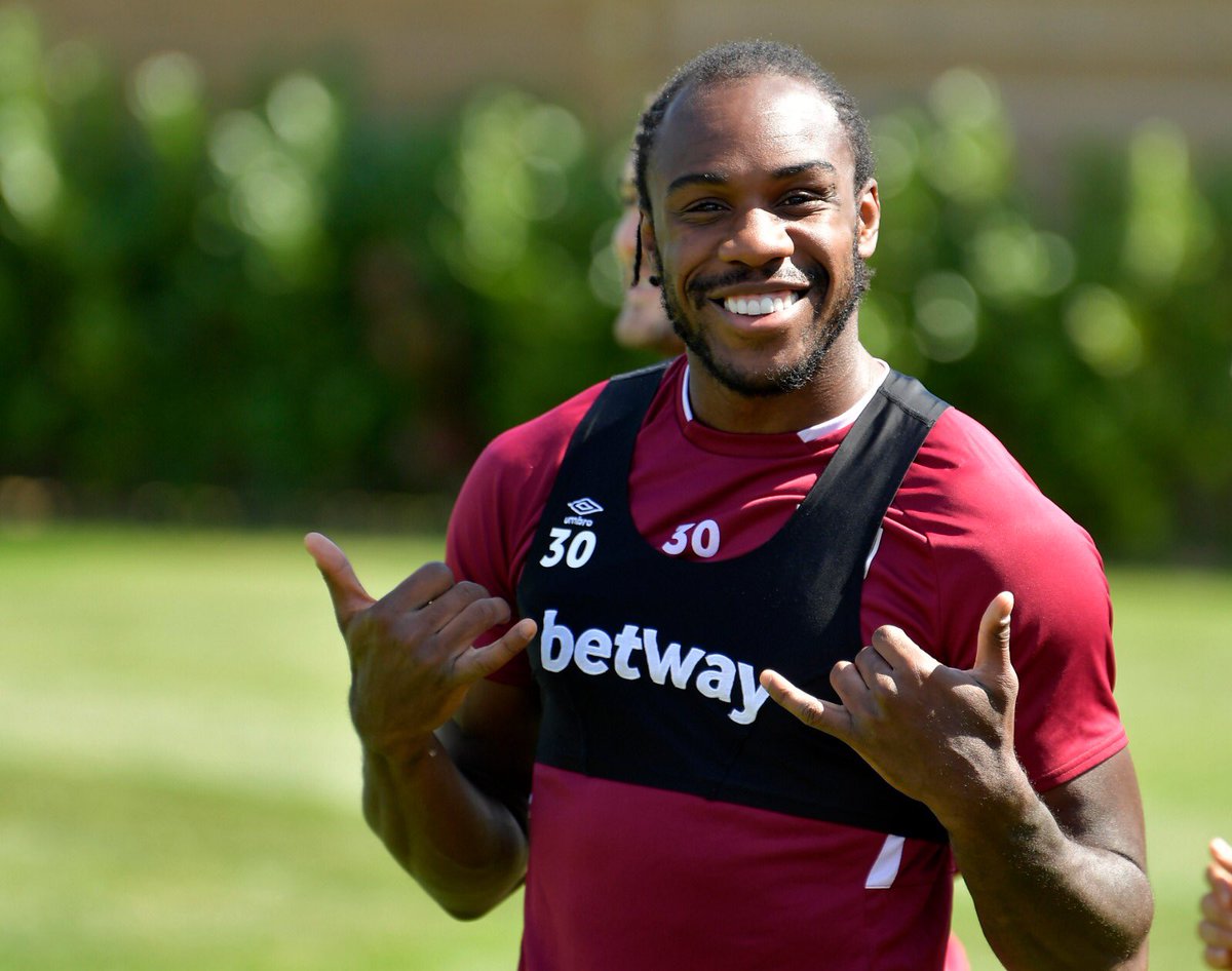The support we got this season from the fans was class. Even when you couldn’t be in the stands, we could still feel you backing us all the way. To say thank you, I’m giving away a pair of signed boots. Like &amp; retweet this post for your chance to win. Winner announced Friday 🙌🏾