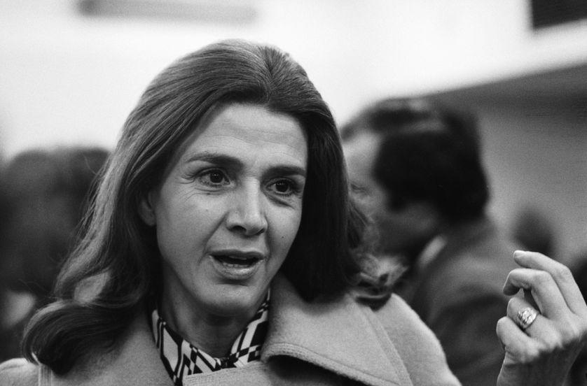 Avocate engagée, Gisèle Halimi défendit toute sa vie les droits des femmes, en particulier l'accès à l'avortement. Elle vient de mourir à l'âge de 93 ans, et vous pouvez réécouter ses entretiens A voix nue où elle racontait en 2011 cette vie de combattante franceculture.fr/emissions/a-vo…