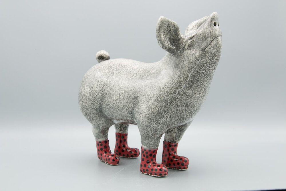 ArtyKellie's tweet photo. Jon Barrett-Danes' Pigs in Boots never fail to make us smile! The hand-built and enigmatic indoor ceramic sculptures are endowed with the strength and humour it took to physically create them. 'Pig in Red Dotted Boots' is available to purchase  here: https://t.co/sBW6r4nUTR https://t.co/2636WnAQcO