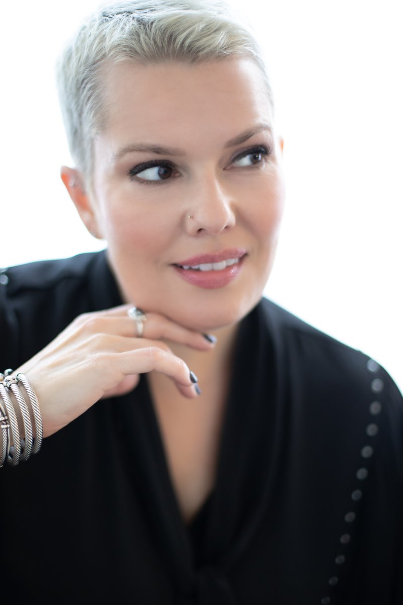 Carrie Wilson Makeup tweet media