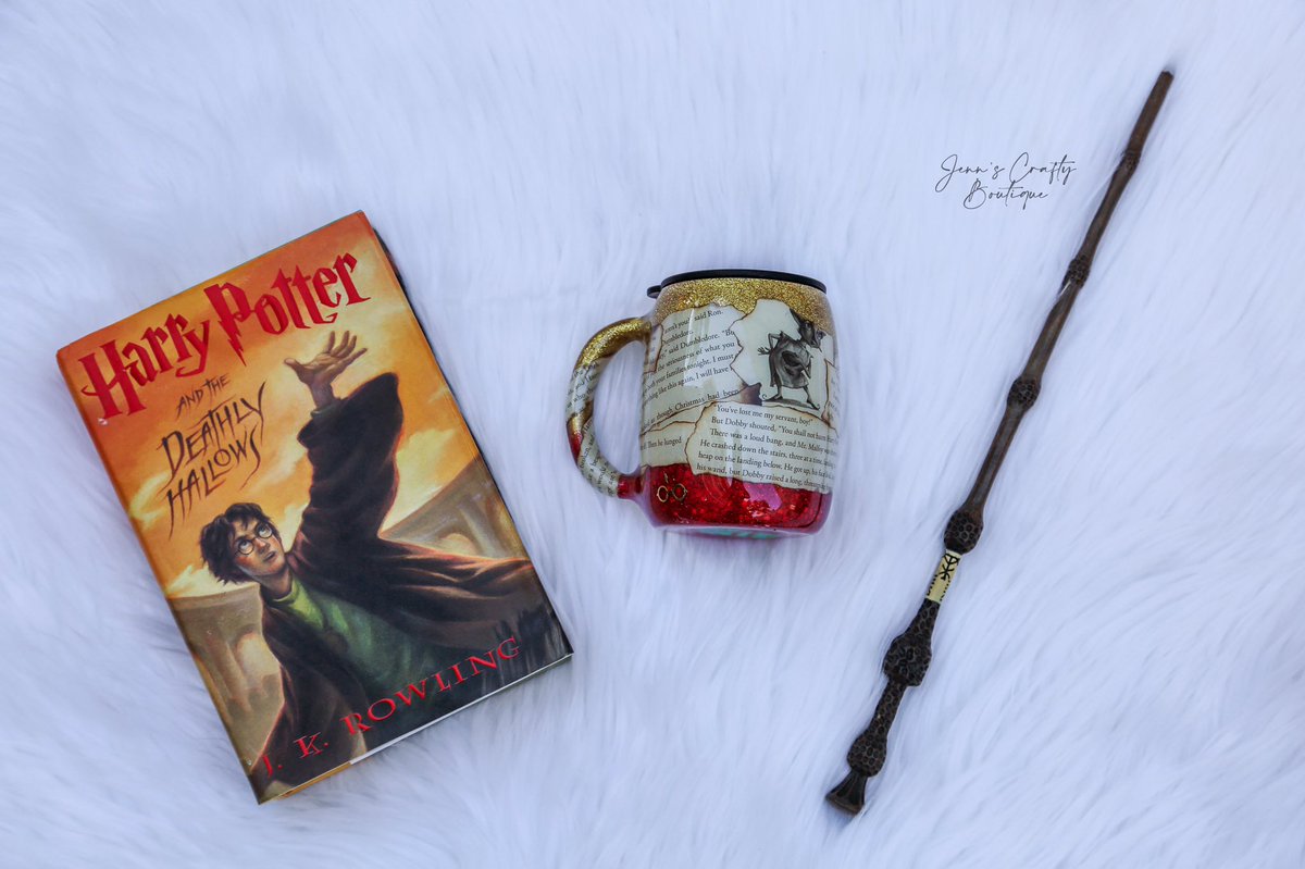 JennCrafty's tweet photo. “Master gave Dobby clothes, Dobby is free!”
#HarryPotter #Handmade #Drinkware #Dobby https://t.co/QmoxP5anu9