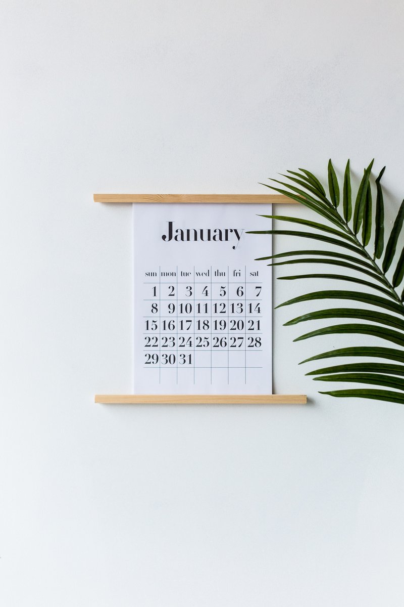 FallForDIY's tweet image. Keep on Track with this DIY Calendar Wall Stand & Free A4/A3 Printable Calendar bit.ly/2jvrRcD