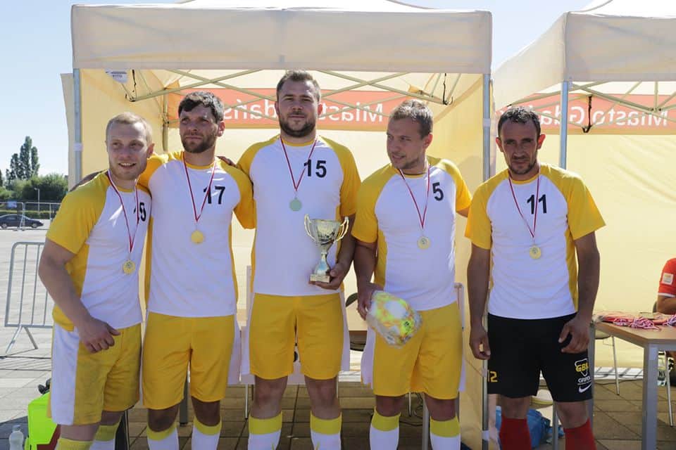 PolsatPlusArena's tweet image. Macie ochotę spróbować swoich sił w turnieju piłkarskim? Wpadnijcie w sobotę na @StadionEnerga❗⚽Foottball Hub Cup startuje o godz. 12:00 pod #FUNARENA.
❗ Obowiązują zapisy: bit.ly/2Ete0An
🏃 Wciąż możecie zapisać się także na Stadionową Piątkę: bit.ly/2Ete