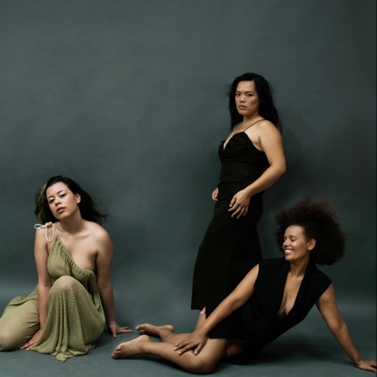 👁️ Publicación de trabajo de alumnos de Àrtidi en la revista @frenchfriesmagazine 
informacion@artidi.com o contáctanos al WhatsApp +34 696 560 970 #escaparates #visualart #showcase #artidianos #estilista #estilismo #estilistas #revista #curvigirl #curvyfashion #curviespaña