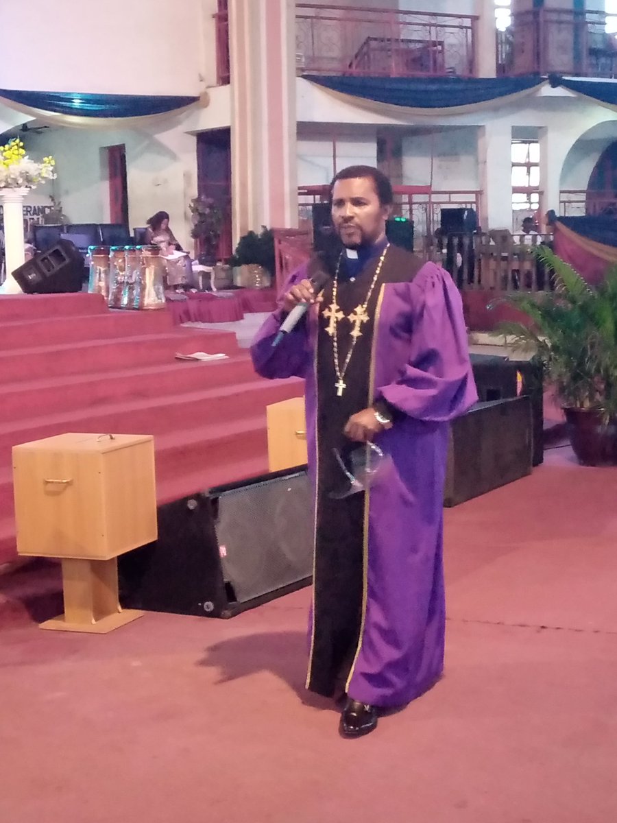 bishop_chinasa's tweet photo. #DeclareYourStand
I am commissioned by God, to deliver His people;
Deliver them from false worship, oppression of the wicked, depression, evil manipulations and more.
#BishopChinasa #ApostleOfDeliverance https://t.co/AstwvIN9k5
