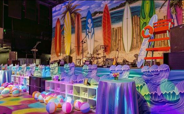 StephanieBotto2's tweet photo. Colorful Entrance....yes please!!!!🌈
#eventdesign #celebration #decorations #eventpros #eventdecor #party #furniturerental #eventdesigner #inspiration #event #letsparty #eventproduction #eventdesigners #eventprof #corporateparties #corporateevents #beachparty #thegrand1401 https://t.co/acmoKTC92o