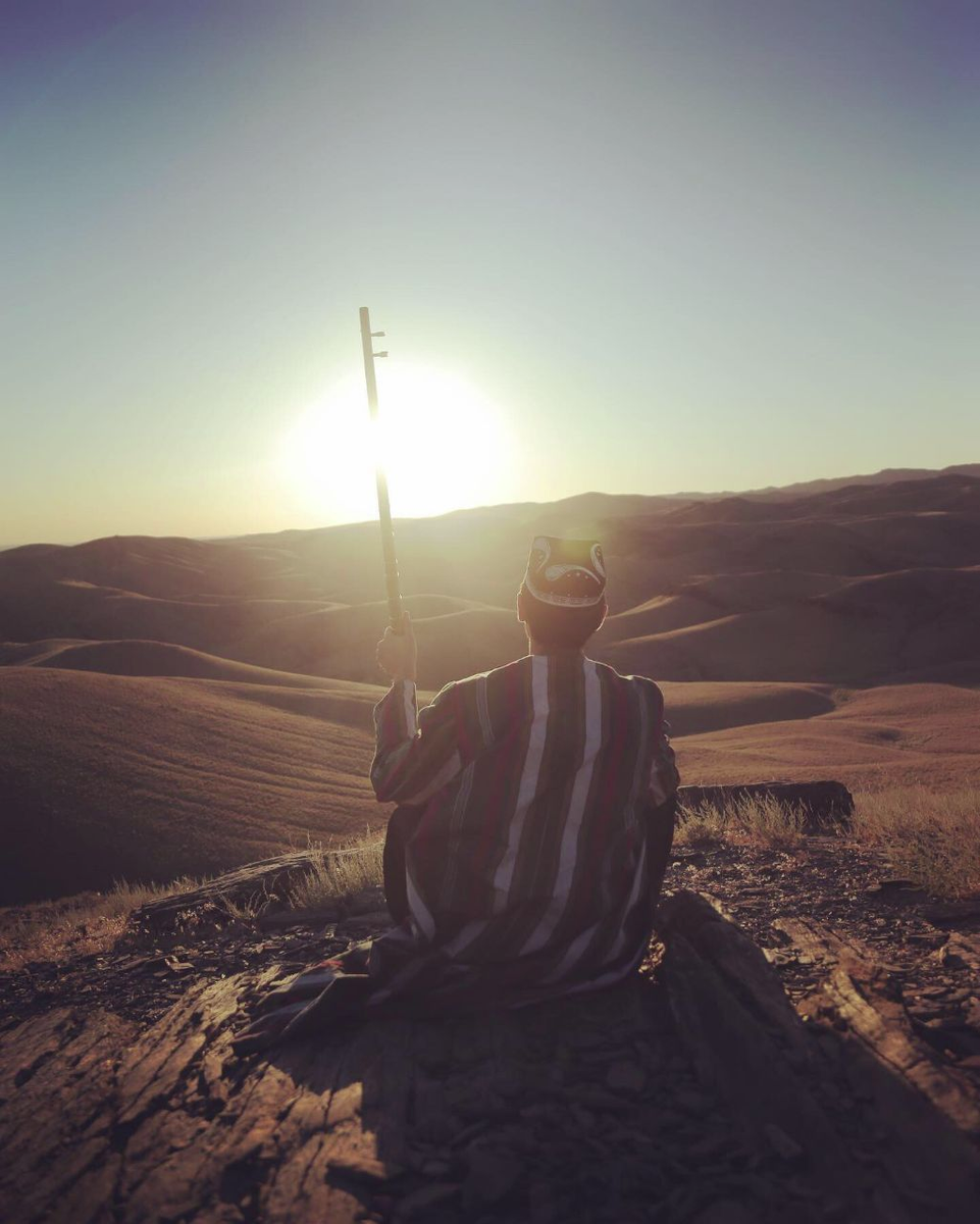 TNavoi's tweet photo. Historical heritage - Sarmishsay. Photo by Ulugbek Ochilov🌿⛰️🌄
#Navoi #Uzbekistan #Sarmishsay #travel #tourism https://t.co/Q2E0Dxdceu
