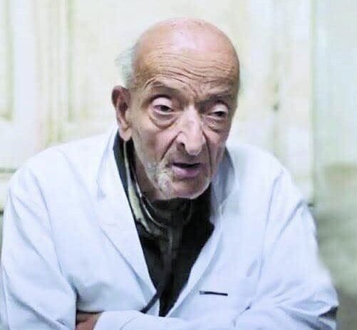 Dr Mohamed Mashali, known as 'Doctor of the Poor' dies at the age of 76 after lifetime giving free treatment

#OmanObserver #Oman