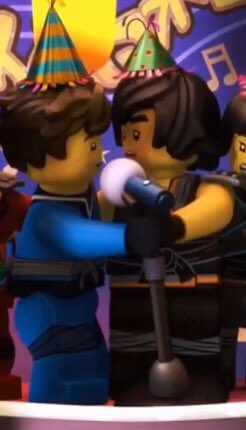 Out of context images of Jay and Cole that would make me assume that they’re canon boyfriends if I didn’t know anything about Ninjago: a thread