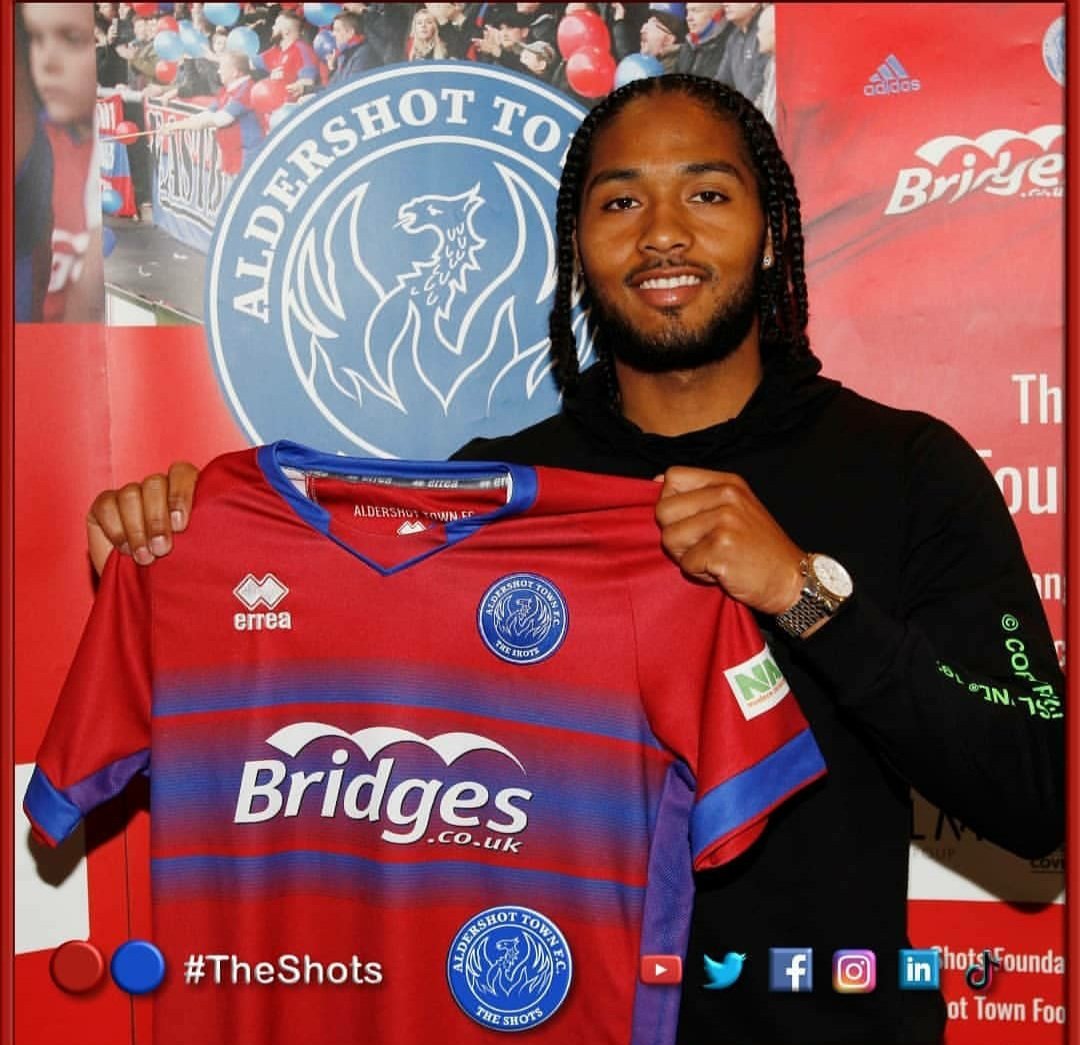 AnwarU01's tweet photo. Delighted today to welcome @jd_rees to the @OfficialShots π & have @HPanayiotou re-sign for the 20/21 campaign β cant wait to see them both in the red, blue & yellow shirts this season π΄π΅ #TheShots #JoshRees #Harrison #Excited https://t.co/Ns02Jl9MzS
