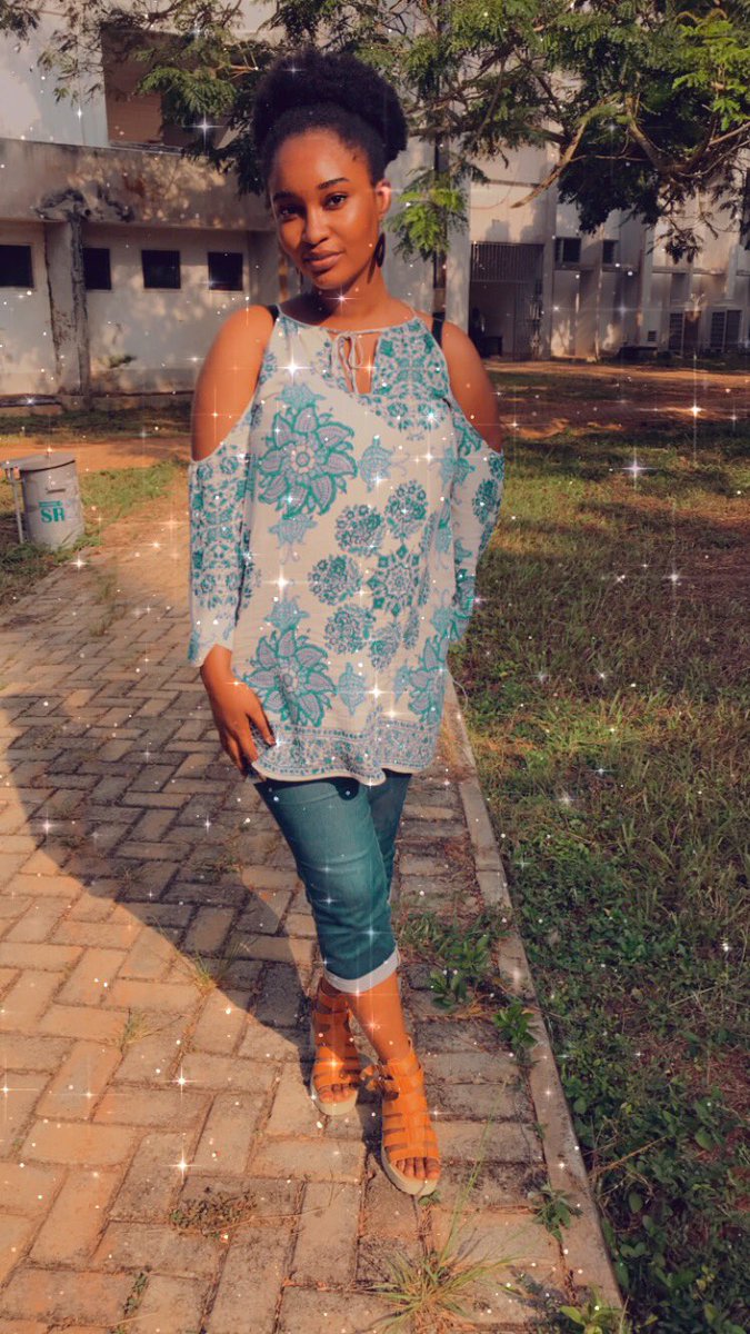 loyce_sings's tweet photo. 4 solid years in U.C.C
Herrhh Who would’ve thought?
I didn’t think I’d ever make it but i did with God on my side
If i can survive this school with all the drama and confusion playing in the background what can’t i face?
Cheers, to infinity and beyond
8/8 🤧❤️🔥🎉
#uccgraduate https://t.co/tohdCTmVqa