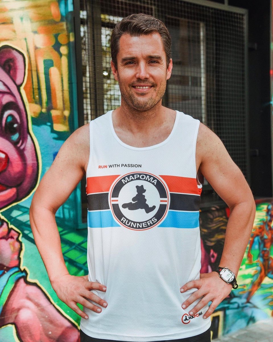 NEW!🧡 

¡La nueva y esperada camiseta RUN WITH PASSION por fin disponible en #MapomaShop!🤩
¿Mola o no?

¡Hazte con ella antes de que se agoten!
➡️ mapoma-shop.com

#MapomaRunners