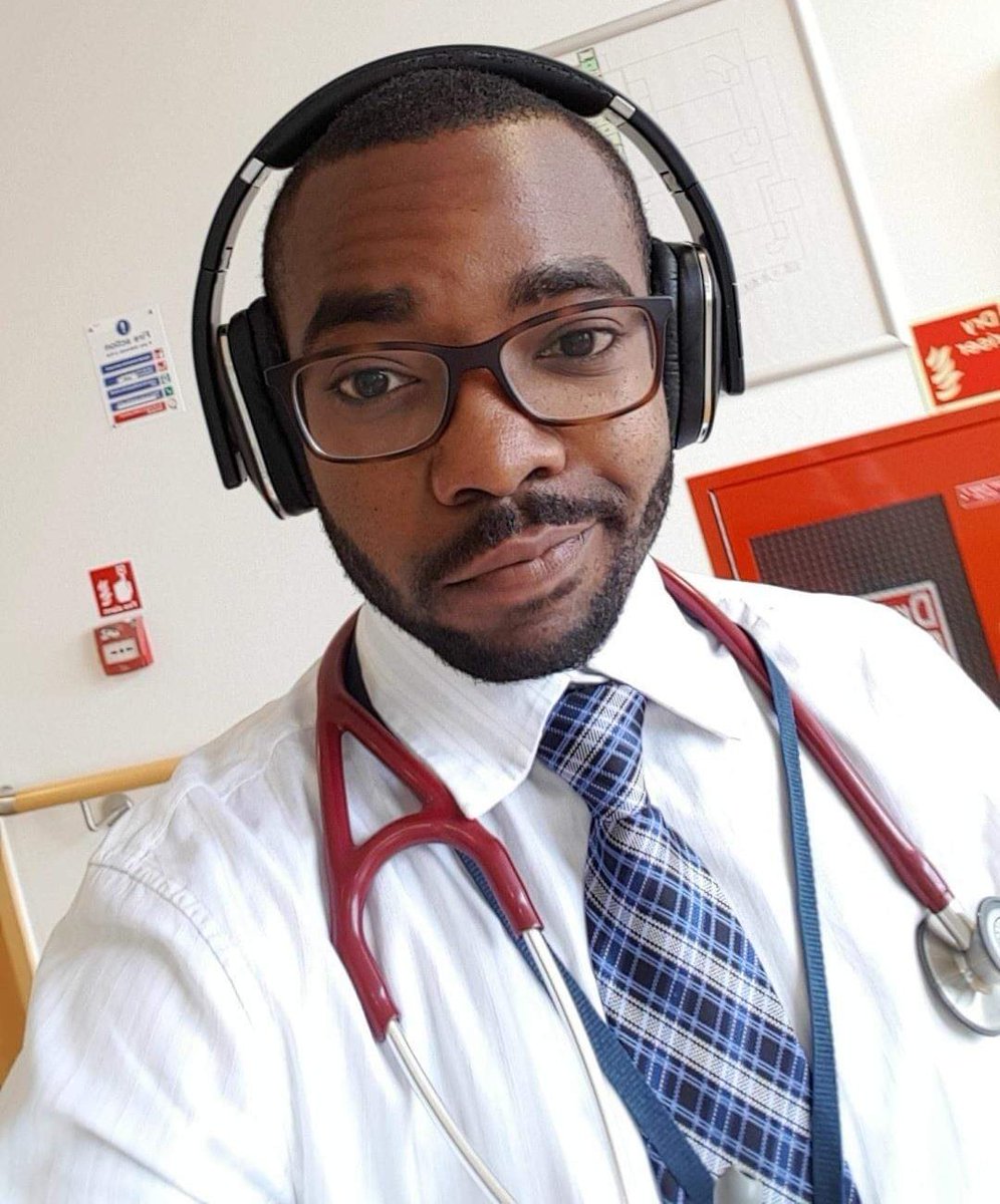 #BlackinNeuroRollCall I'm Tariq Parker, PhD student in the Oxford Functional Neurosurgery Group and 2021 applicant for neurosurgery residency. I study the neurophysiology of pain and pain relief using Deep Brain Stimulation @UniofOxford. #BlackInNeuroWeek #BlackInNeuro