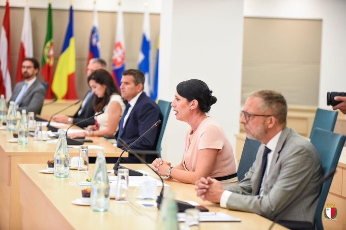 GeorgeVellaMT's tweet photo. This morning, I paid a visit to the @EASO. I commended the Office for the very comprehensive manner in which it addresses the issue of asylum and reiterated that the principle of solidarity needs to prevail within the European Union to ensure a just distribution of responsibility https://t.co/7pbOAsxB0u