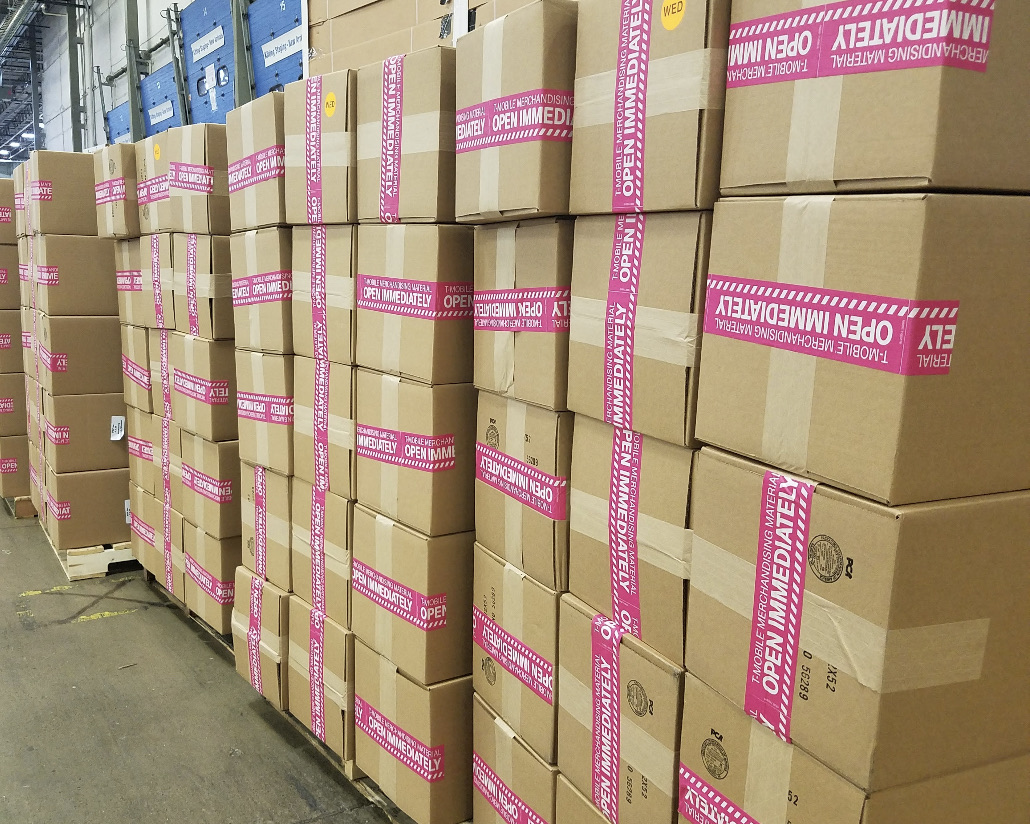 reneille's tweet photo. 5 DAYS away before our stores #fliptheswitch to #NewTmobile and turn that YELLOW into MAGENTA! And Retail Merchandising team is getting READY to support and help for Saturday night — let’s do this, guys! 🙌🏽 @JonFreier https://t.co/Bse0EZks13