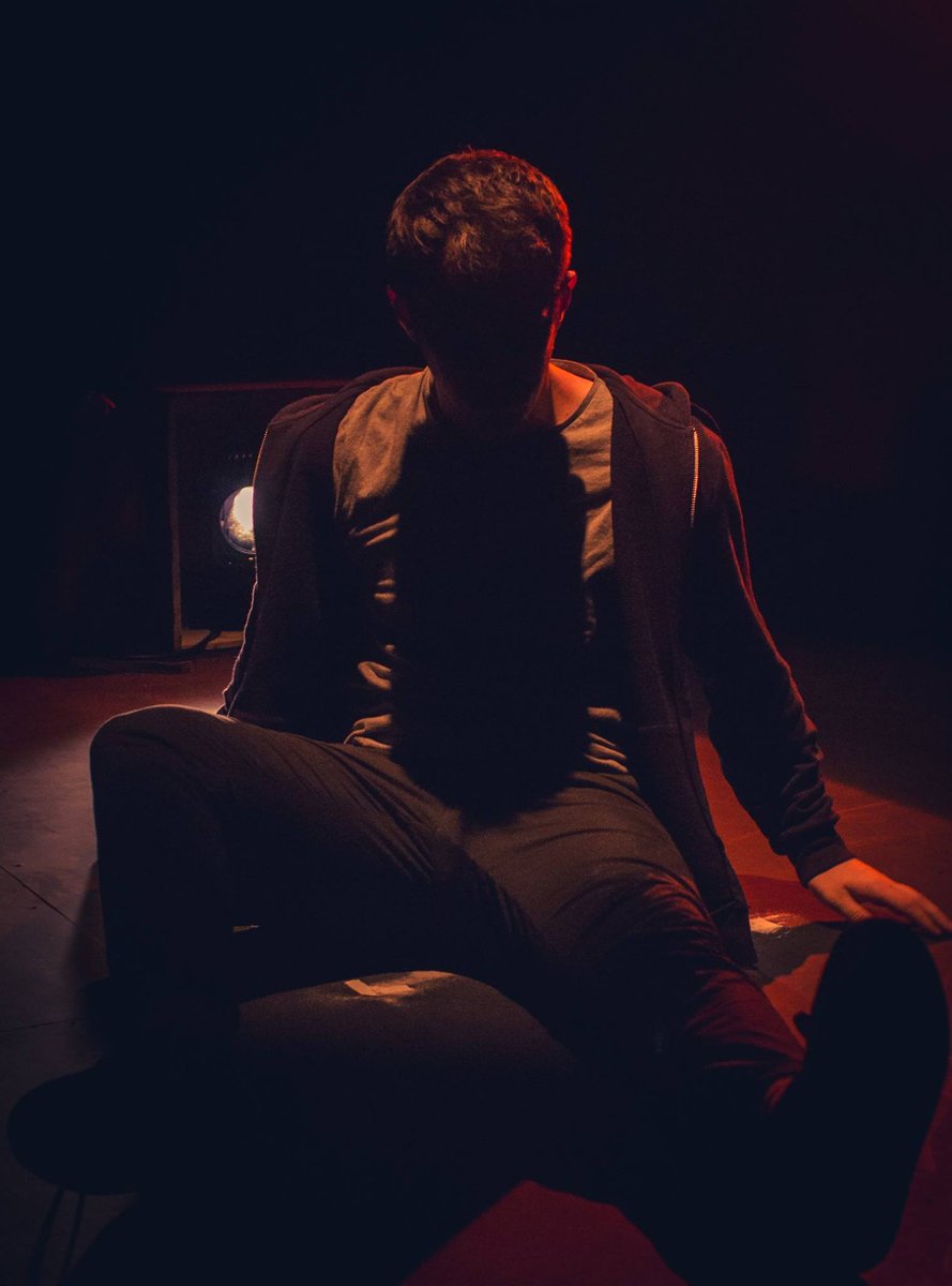 Amongst this, we had applied to the  @newdiorama Emerging Companies Programme, which I would urge everyone to apply for! It is an amazing scheme, which offers a relationship with the theatre, mentorship, workshops and guidance and culminates a showcase, which we took TCE to.