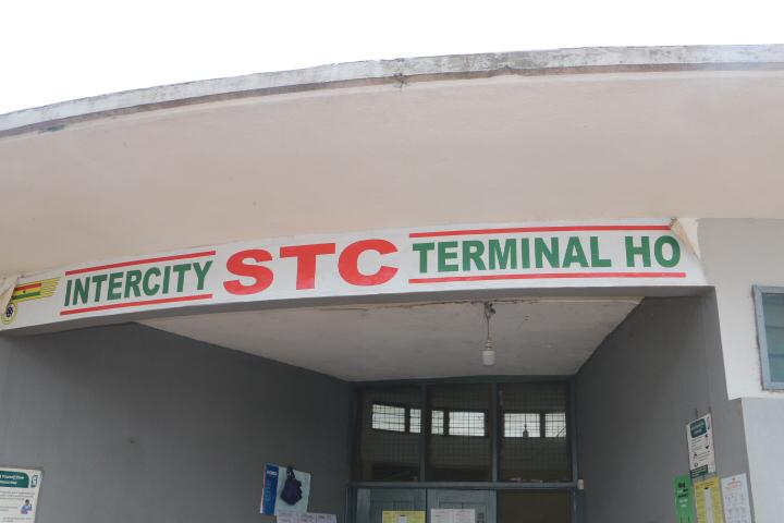 grace_me55's tweet photo. The STC yard at Ho and other transport stations were not left out in the phase 2 of the Nation Wide Disinfection of Markets.
#ZoomlionDisinfects
@mlgrdgov 
@vectorpesgh 
@metrotvgh 
@RoyaltyEmess 
@BannermanMiguel 
@OAaron20 https://t.co/ofip5UBROt