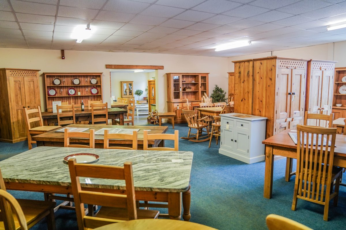 Now more than ever, it's important to support your local businesses. 💚 Winkleigh Timber is proud to be an independent, family-run business, open since 1983: winkleightimber.co.uk/about-us/ 

#supportlocal #independentbusiness