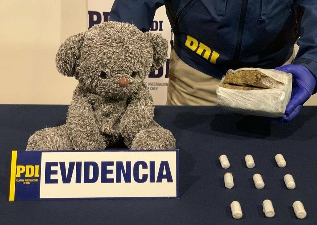 Manga Regularmente Órgano digestivo تويتر \ SHV Noticias ○ على تويتر: "🔴ÚLTIMA HORA | Tras amplio procedimiento policial es detenido por consumo y tráfico de drogas ex pareja de la diputada Camila Flores conocido como "el Manga Regularmente Órgano digestivo تويتر \ SHV Noticias ○ على تويتر: "🔴ÚLTIMA HORA | Tras amplio procedimiento policial es detenido por consumo y tráfico de drogas ex pareja de la diputada Camila Flores conocido como "el
