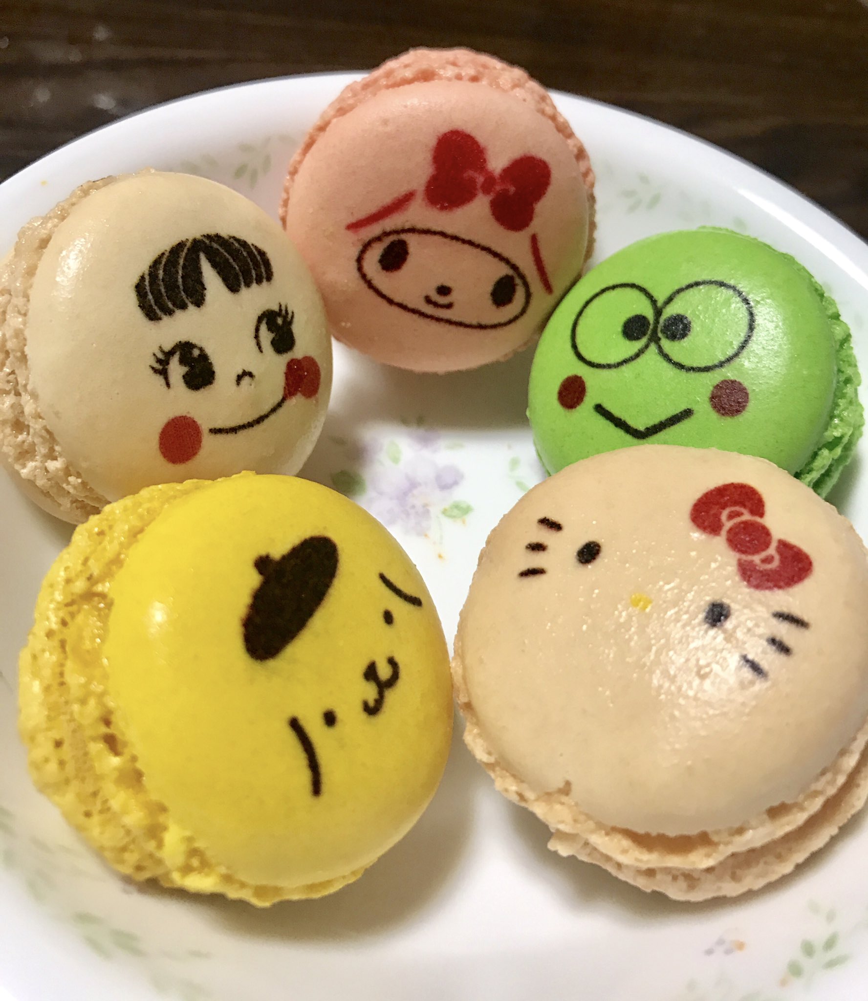 今りえ サンリオキャラクターズマカロン キャラクターの名前全部わかりますか コンプリートしたのは良いけど あまり マカロン得意じゃなかったんでした そしてシナモンロールはすでに食べられました 釧路 サンリオ 不二家 今りえ サンリオキャラクターズマカロン キャラクターの名前全部わかりますか コンプリートしたのは良いけど あまり マカロン得意じゃなかったんでした そしてシナモンロールはすでに食べられました 釧路 サンリオ 不二家