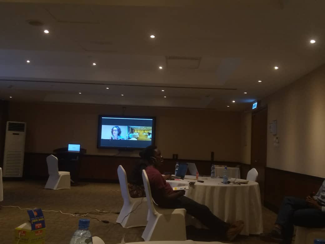 CityLabDar's tweet photo. Citylab writing retreat #socialdistancing #citylab #ardhiuniversity #retreat #robertboschstiftung https://t.co/2dPtpVoSdR