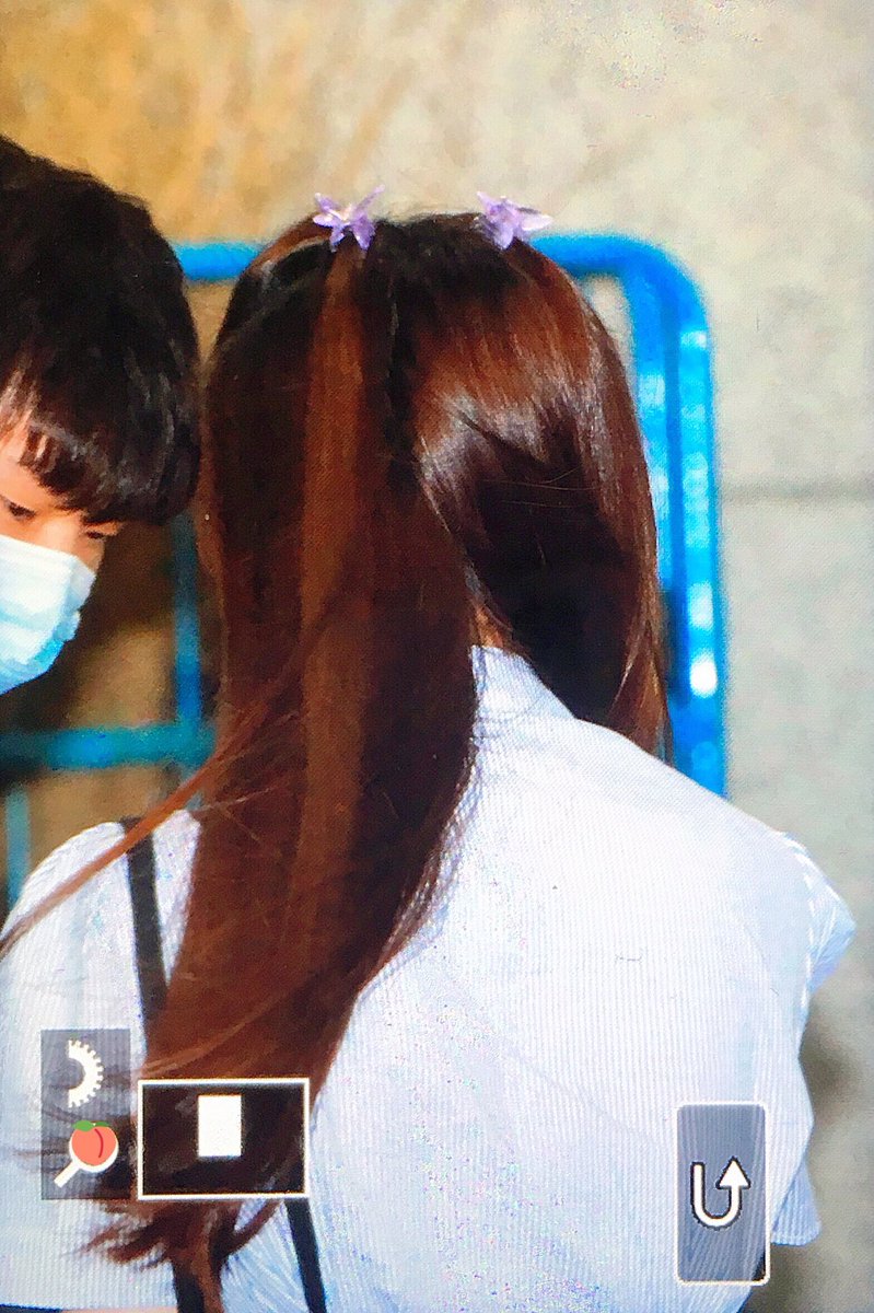CHUUBRASIL's tweet photo. [#PREVIEW] 28.07.20 - Chuu e Choerry a caminho das gravações do Masked Singer 🎙🎶

©️Peach and Cream

@loonatheworld
#이달의소녀 #츄 #Chuu #LOONA https://t.co/YrBhoHIrmn