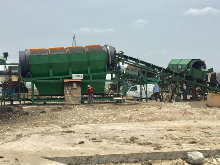 gunjanguptabjp's tweet image. It's all about practicing rather than preaching.. and our dynamic Honourable MP Sh. Gautam Gambhir ji does exactly the same. ग़ाज़ीपुर ढलाव हटेगा, कूड़ा छंटेगा, साफ पर्यावरण निकलेगा @GautamGambhir @siddharthanbjp @adeshguptabjp @BJP4Delhi @PMOIndia