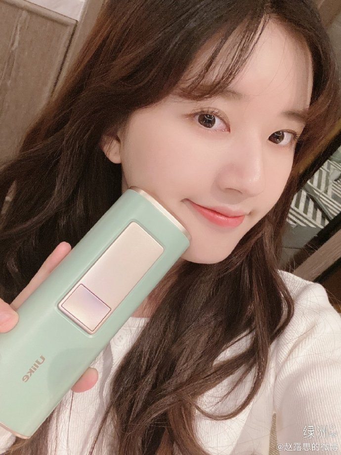 zhao lusi updates 赵露思 tweet media