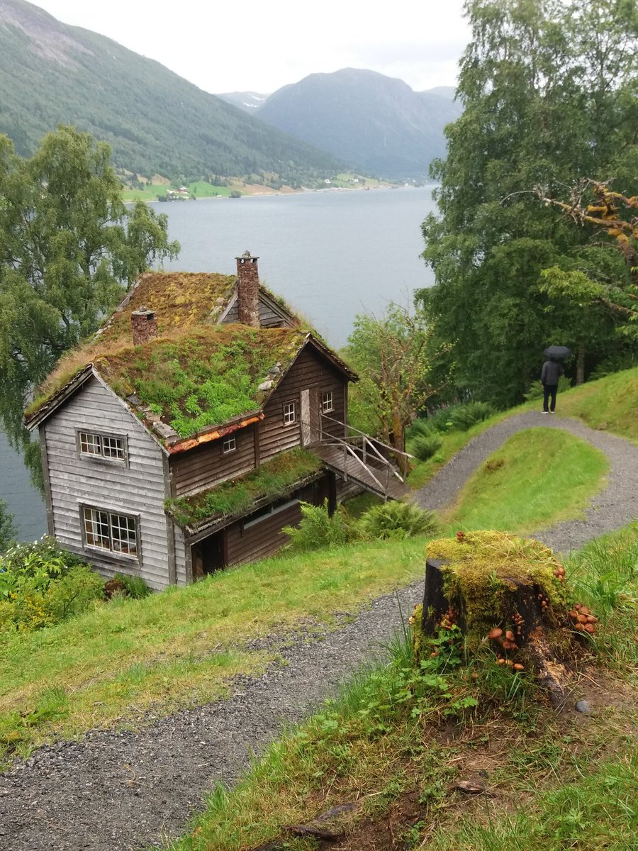 Petrov_Bergen's tweet photo. Astruptunet i dag
#astrup #norge #norgesferie
Copyright Alexander Petrov CC BY 4.0 https://t.co/RXhCyR8cjA