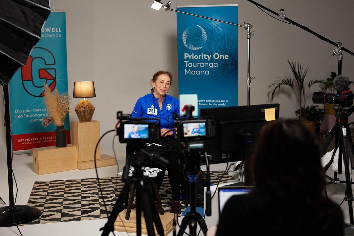 I’m getting ready for my first virtual masterclass with <a href="/GswellFestival/">Groundswell Festival</a> today! It's not too late to get tickets at groundswellfestival.nz

10 AM in NZ
6 PM ET today

#261fearLESStogether
#261Fearless
#AdidasWomen
#AdidasRunning
#Groundswell2020 #Techweek2020
#GroundswellNZ