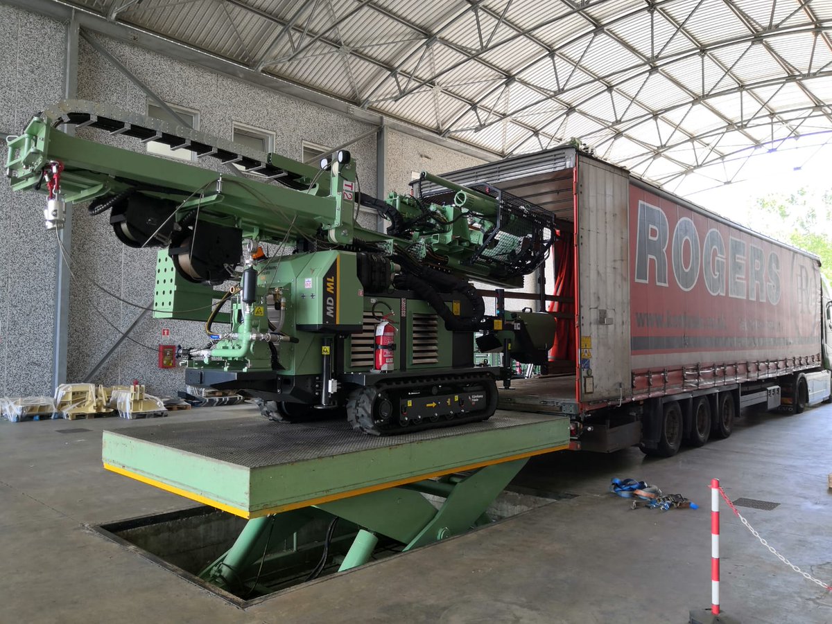 Another 2 FRASTE ML Drilling Rigs just leaving Italy for the UK. This is proving to be a very popular rig in the UK.
For Information: d.nevey@efrigs.co.uk

#eijkelkampfrasteuk #fraste #eijkelkamp #drillingrig #drilling #geothermal #geotechnical #waterwell #groundinvestigation
